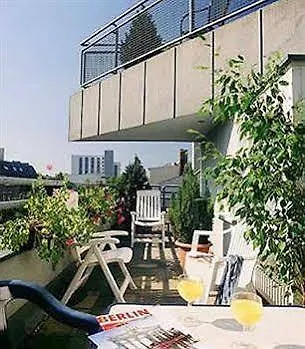 ברלין Hotel Delta Am Potsdamer Platz 3*,