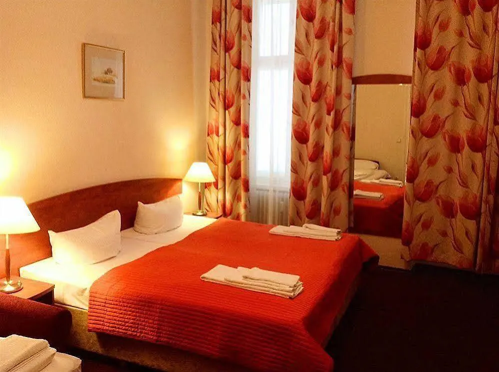 Hotel Delta Am Potsdamer Platz Berlin 3*,
